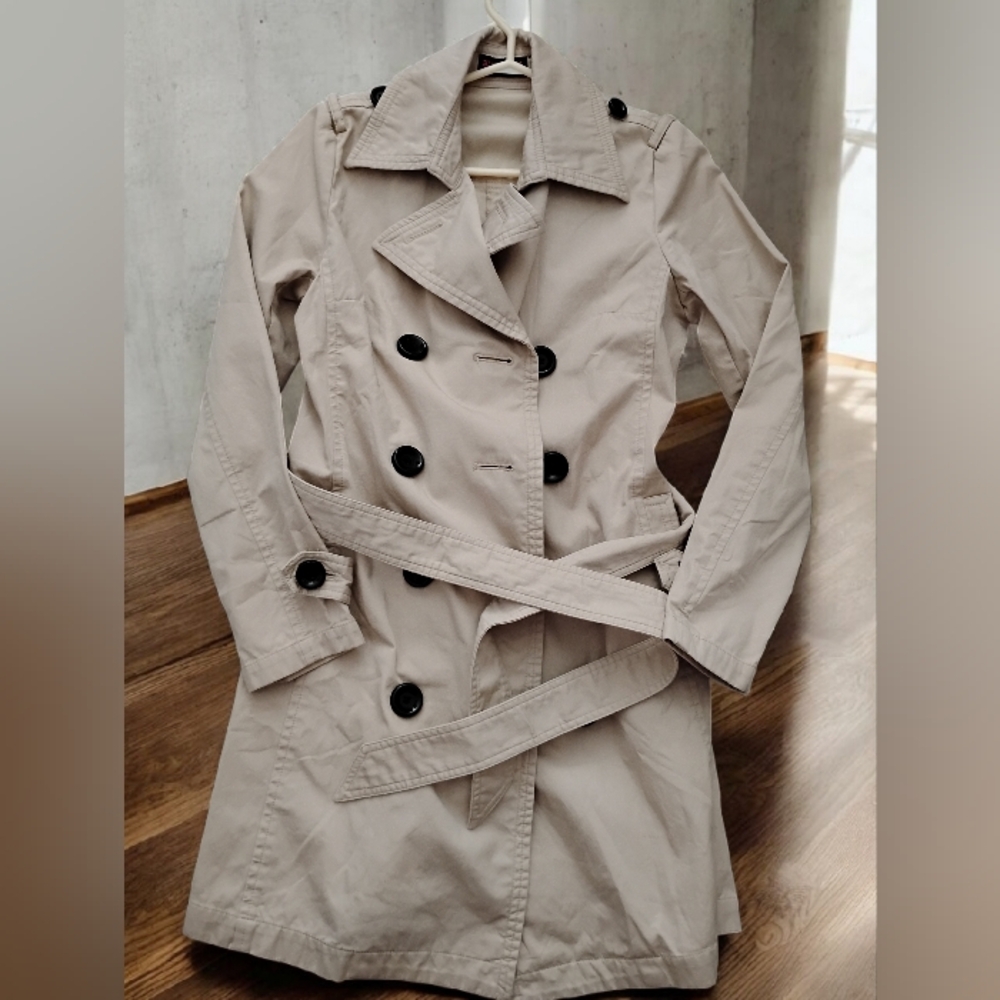 Classic Beige Vintage Double-Breasted  Trench Coat - Picture 7 of 13